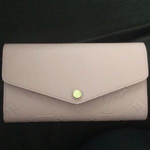 Louis Vuitton Sarah Wallet